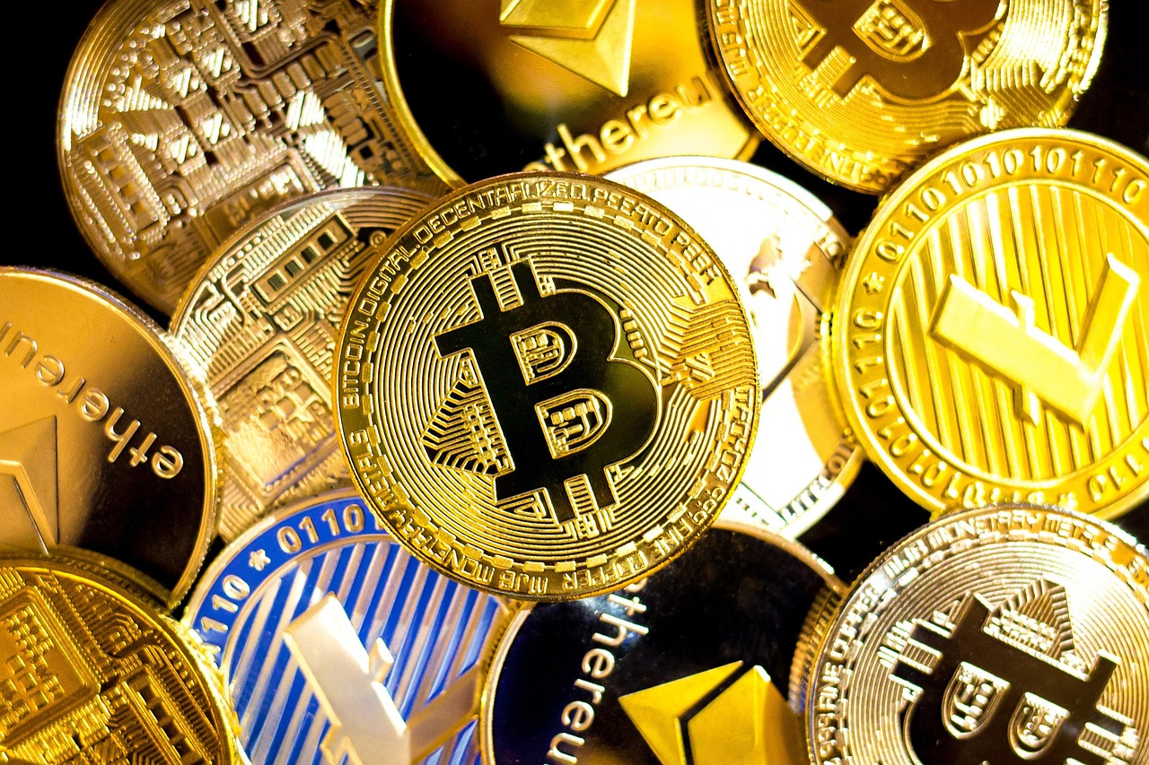 马斯克回归特斯拉、减少DOGE工作！TSLA与狗狗币双双暴涨